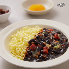 Caixa de Lamen Coreano Jjajangmen Tipo Chajangmen Paldo 200 gramas - 16 Pacotes