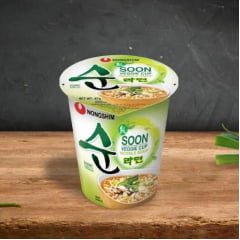 Caixa de Lamen Coreano Vegetariano Suave Nongshim Soon Veggie Cup 67g - 12 Copos
