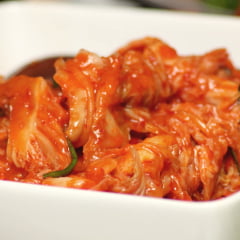 Kimchi Coreano Acelga Temperada em Conserva Apimentada Vegano Wang - 160g