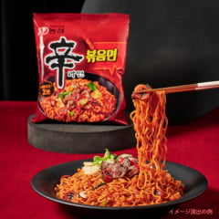 Kit Lamen Coreano Shin Ramyun Picante Carne e Legumes STIR FRY 131 gramas - 4 Pacotes