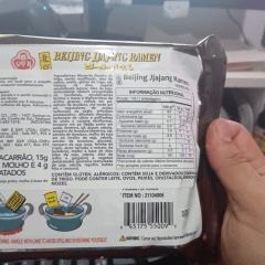 Lamen Coreano Beijing Jjajang Ramen Ottogi Sabor Feijão Preto - 135 gramas