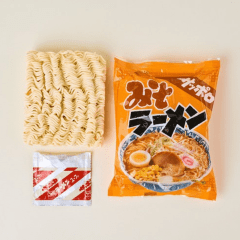Kit Lamen Japonês Sapporo Sabor Misso 84g - 5 Unidades