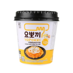 Yopokki Bolinho de Arroz Coreano Instantâneo sabor Molho de Cebola Cremosa Topokki Copo - 120 gramas