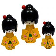 Trio de Boneca Japonesa Kokeshi Amarela  - Detalhes Florais