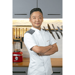 Livro: Do Mundo ao Japão - Segredos da Confeitaria Yogashi - Autor CESAR YUKIO