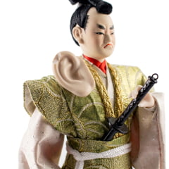[ PEQUENOS DEFEITOS ] Boneco Japonês Samurai Invocado com Kimono Dourado e Branco Oriental - 30 cm